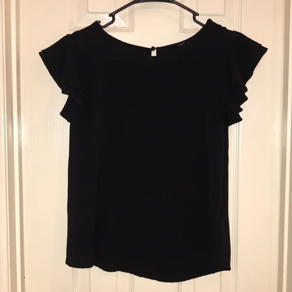 EM Flutter Sleeve Top